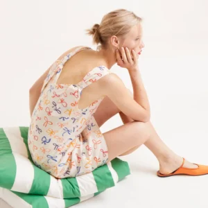 Vestido tirantes estampado de lazos